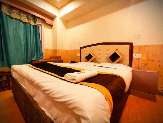 Hotel Shorya Regency Shimla  The Mall | Deluxe Room 